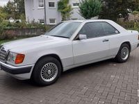 Gebraucht Mercedes 230 132 PS (97 kW) 1990 Weiß Coupé