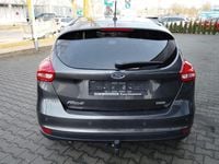 Gebraucht Ford Focus Cool & Connect 125 PS (91 kW) 2018 Silber Limousine