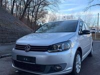 Gebraucht VW Touran Style 140 PS (102 kW) 2011 Silber Van / Kleinbus