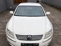 Gebraucht VW Phaeton 239 PS (175 kW) 2010 Weiß Limousine