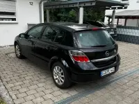 Gebraucht Opel Astra 116 PS (85 kW) 2008 Schwarz Limousine