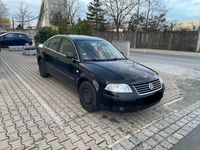 Gebraucht VW Passat 101 PS (74 kW) 2002 Schwarz Limousine