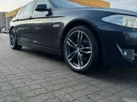 Gebraucht BMW 530 204 PS (150 kW) 2011 Schwarz Kombi
