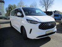 Gebraucht Ford Tourneo Titanium 136 PS (100 kW) 2025 Weiß Van / Kleinbus