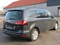 Gebraucht VW Sharan Comfortline 184 PS (135 kW) 2015 Grau Van / Kleinbus