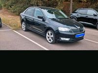 Gebraucht Skoda Rapid 105 PS (77 kW) 2013 Schwarz Kleinwagen