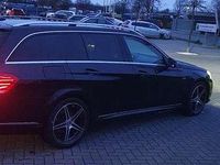 Gebraucht Mercedes E200 184 PS (135 kW) 2015 Schwarz Kombi