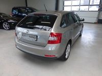 Gebraucht Skoda Rapid Drive 122 PS (89 kW) 2014 Grau Kombi