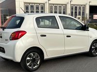 Gebraucht Mitsubishi Space Star Diamant Edition 71 PS (52 kW) 2015 Weiß Kleinwagen