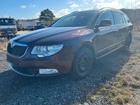 Gebraucht Skoda Superb 160 PS (117 kW) 2010 Rot Kombi