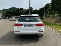 Gebraucht Mercedes E220 Avantgarde 194 PS (142 kW) 2016 Weiß Kombi