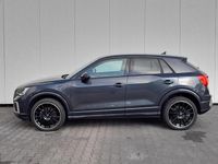 Gebraucht Audi Q2 Ambiente 150 PS (110 kW) 2023 Grau metallic SUV
