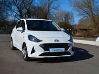 Gebraucht Hyundai i10 Select 67 PS (49 kW) 2021 Weiß Kleinwagen