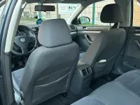 Używany VW Jetta 105 KM (77 kW) 2006 Niebieski Sedan/Limuzyna