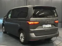 Używany VW T7 Life 150 KM (110 kW) 2024 Szary Van
