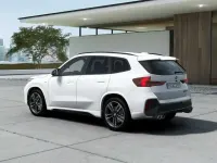 Neu BMW X1 Performance 300 PS (220 kW) 2026 Alpinweiß uni SUV