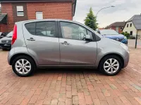 Gebraucht Opel Agila Edition 94 PS (69 kW) 2013 Grau Kleinwagen