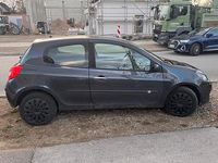Gebraucht Renault Clio 111 PS (81 kW) 2005 Grau Kleinwagen