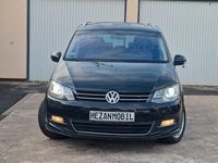 Second-hand VW Sharan 170 CP (125 kW) 2011 Negru Monovolum