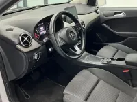 Gebraucht Mercedes B180 122 PS (89 kW) 2017 Silber Kleinwagen