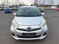 Gebraucht Toyota Verso-S Life 90 PS (66 kW) 2013 Silber Van / Kleinbus