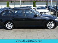 Gebraucht BMW 318 143 PS (105 kW) 2012 Schwarz Limousine