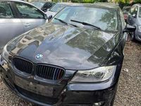 Second-hand BMW 318 143 CP (105 kW) 2009 Negru Berlinǎ