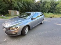 Gebraucht Volvo V60 Business Edition 190 PS (139 kW) 2016 Grau Kombi
