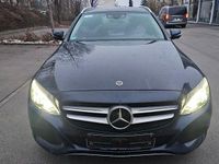 Gebraucht Mercedes C200 184 PS (135 kW) 2017 Blau Limousine