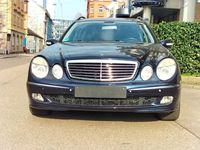 Gebraucht Mercedes E500 306 PS (225 kW) 2004 Blau Kombi