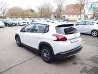 Gebraucht Peugeot 2008 Allure 120 PS (88 kW) 2016 Weiß SUV