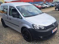 Second-hand VW Caddy 109 CP (80 kW) 2013 Argintiu Monovolum