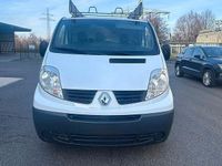 Gebraucht Renault Trafic 90 PS (66 kW) 2013 Weiß Van / Kleinbus