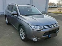 Gebraucht Mitsubishi Outlander 150 PS (110 kW) 2013 Grau SUV