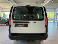 Używany Ford Transit Connect Trend 102 KM (75 kW) 2024 Biały Minivan