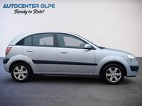 Gebraucht Kia Rio 97 PS (71 kW) 2009 Silber Kleinwagen