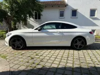 Gebraucht Mercedes C180 AMG line 156 PS (114 kW) 2017 Weiß Coupé