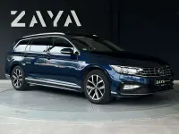 Gebraucht VW Passat R-line 150 PS (110 kW) 2021 Aquamarinblau Kombi