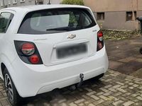 Gebraucht Chevrolet Aveo 69 PS (50 kW) 2014 Weiß Kleinwagen