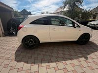 Gebraucht Opel Corsa 87 PS (63 kW) 2012 Weiß Kleinwagen