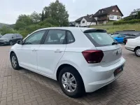 Gebraucht VW Polo Trendline 75 PS (55 kW) 2018 Pure white Kleinwagen