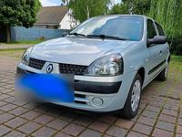 Gebraucht Renault Clio II 75 PS (55 kW) 2003 Silber Kleinwagen