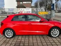 Gebraucht Audi A1 Ambiente 95 PS (69 kW) 2022 Rot SUV
