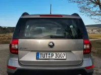 Gebraucht Skoda Yeti 105 PS (77 kW) 2015 Beige SUV