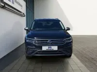Gebraucht VW Tiguan Allspace 150 PS (110 kW) 2024 Deep black perleffekt SUV