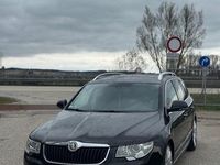 Gebraucht Skoda Superb 170 PS (125 kW) 2011 Schwarz Kombi