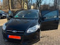 Gebraucht Ford Focus 105 PS (77 kW) 2014 Schwarz Kombi