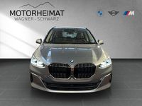 Neu BMW 218 Sport Line 136 PS (100 kW) 2025 Grau Van / Kleinbus