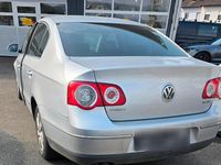 Gebraucht VW Passat 140 PS (102 kW) 2007 Silber Limousine