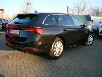 Gebraucht Skoda Octavia Selection 150 PS (110 kW) 2024 Black magic perl Kombi